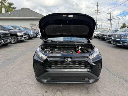 Used 2022 Toyota RAV4 LE image 32