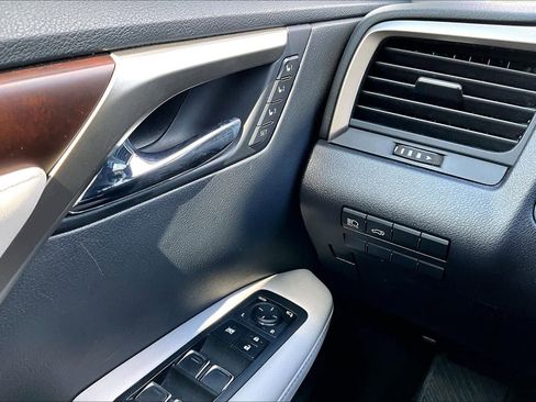 Certified 2022 Lexus RX 350 FWD w/ Premium Package image 36