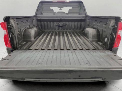 Used 2020 Chevrolet Silverado 1500 Custom Trail Boss w/ Custom Convenience Package image 15