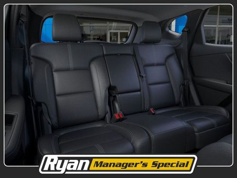 New 2025 Chevrolet Blazer LT image 17