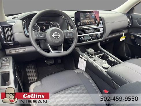 New 2025 Nissan Pathfinder SV w/ Cargo Package image 7