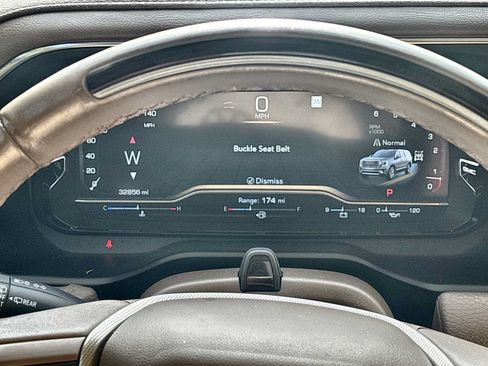 Used 2023 GMC Yukon XL Denali w/ Advanced Technology Package AWD/4WD image 25