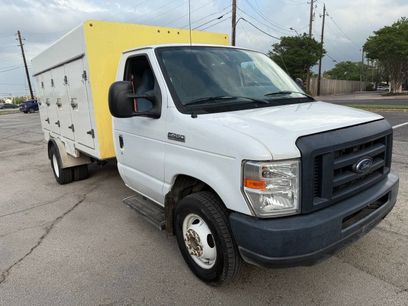 Used 2017 Ford E-450 and Econoline 450 Super Duty w/ Power Windows & Locks Group