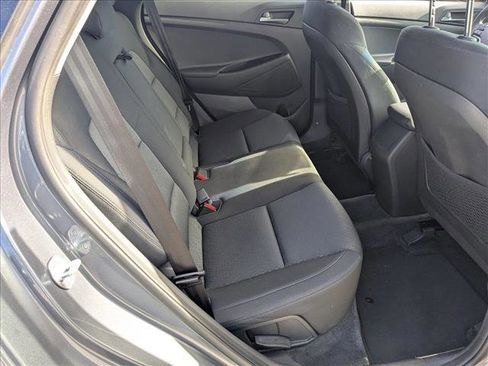 Used 2017 Hyundai Tucson SE image 19