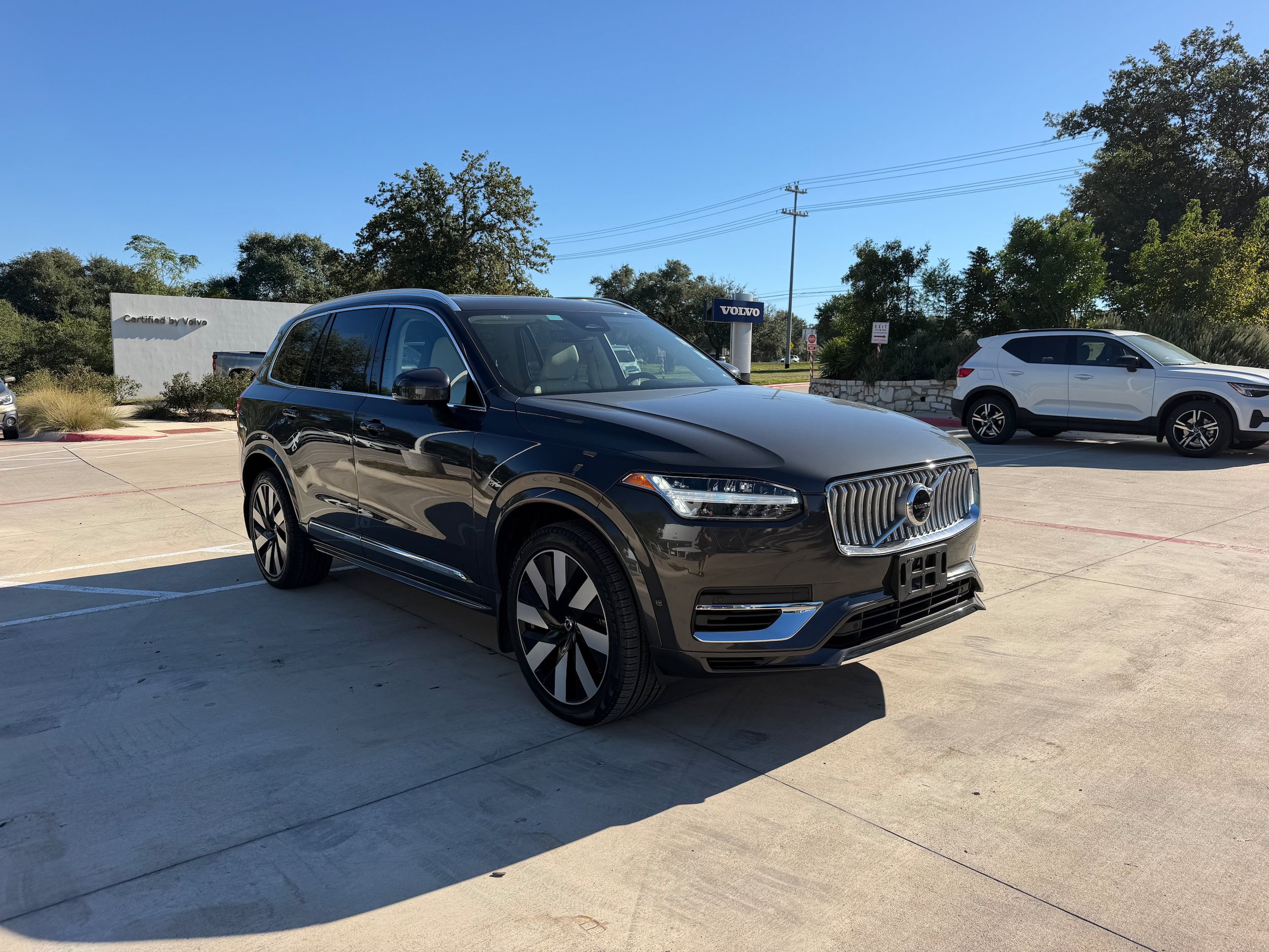 Certified 2024 Volvo XC90 T8 Plus w/ Protection Package Premier AWD/4WD image 7