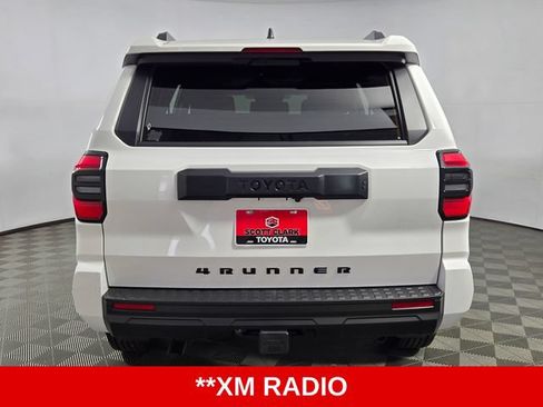 Used 2026 Toyota 4Runner SR5 AWD/4WD image 7