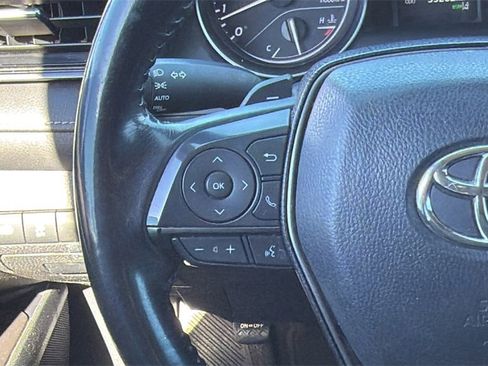 Used 2023 Toyota Camry SE image 17