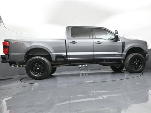 Used 2024 Ford F250 Lariat w/ Sport Appearance Package AWD/4WD image 39