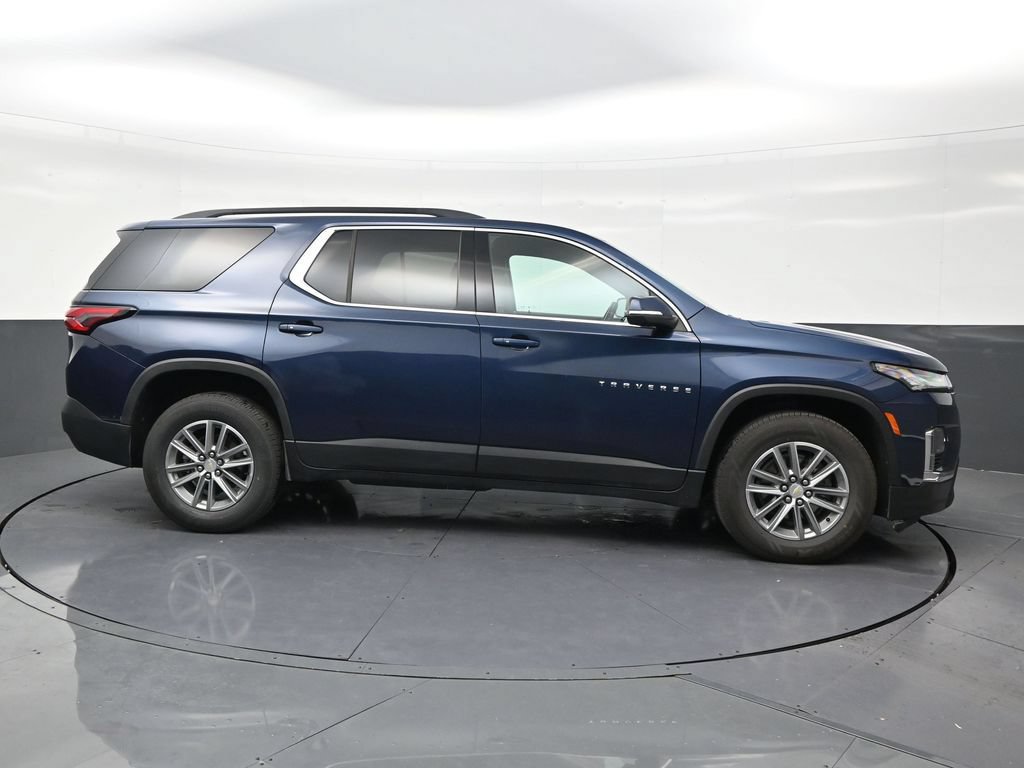 Used 2023 Chevrolet Traverse LT FWD image 6
