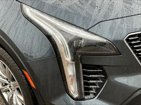 Used 2021 Cadillac XT4 Premium Luxury image 27