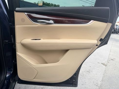 Used 2017 Cadillac XT5 Luxury w/ Driver Awareness Package FWD image 24