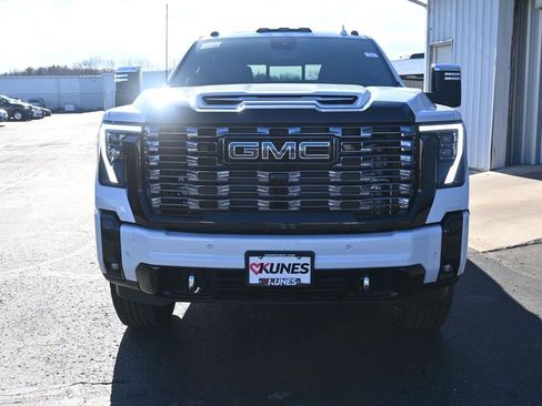 New 2026 GMC Sierra 2500 Denali Ultimate image 10