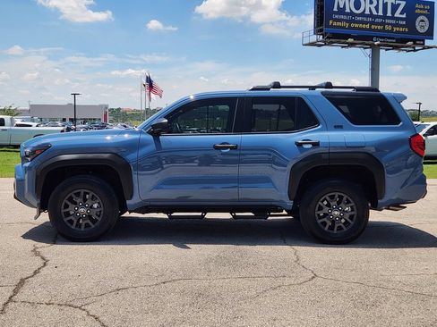 Used 2026 Toyota 4Runner SR5 RWD image 4