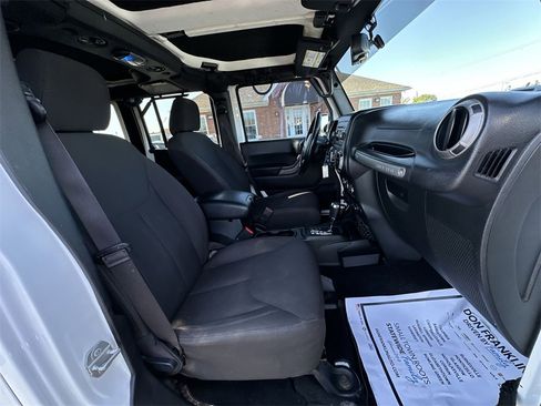 Used 2017 Jeep Wrangler Unlimited Sport w/ Quick Order Package 24S image 22