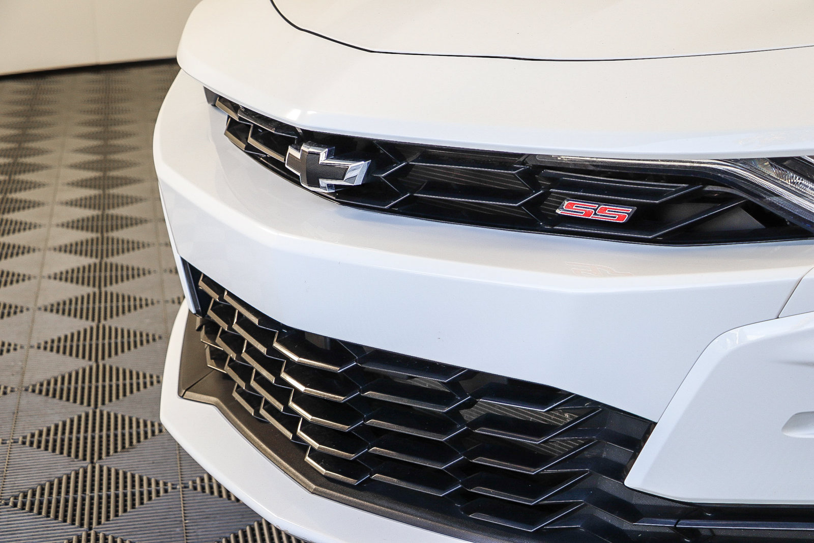 Used 2023 Chevrolet Camaro SS RWD image 5