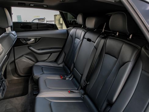 Used 2021 Audi Q8 Premium w/ Convenience Package image 36