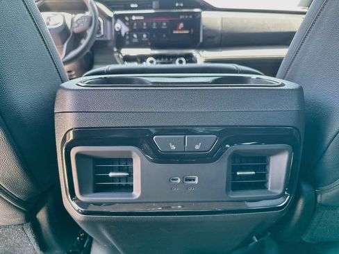 New 2026 GMC Sierra 1500 AT4 w/ AT4 Premium Package AWD/4WD image 24