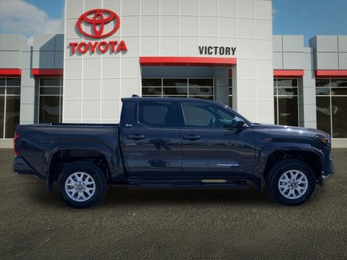 New 2026 Toyota Tacoma SR5 AWD/4WD image 2