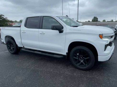 Used 2026 Chevrolet Silverado 1500 RST w/ RST Select Package AWD/4WD image 3
