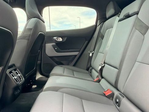 Used 2023 Polestar Polestar 2 FWD image 19
