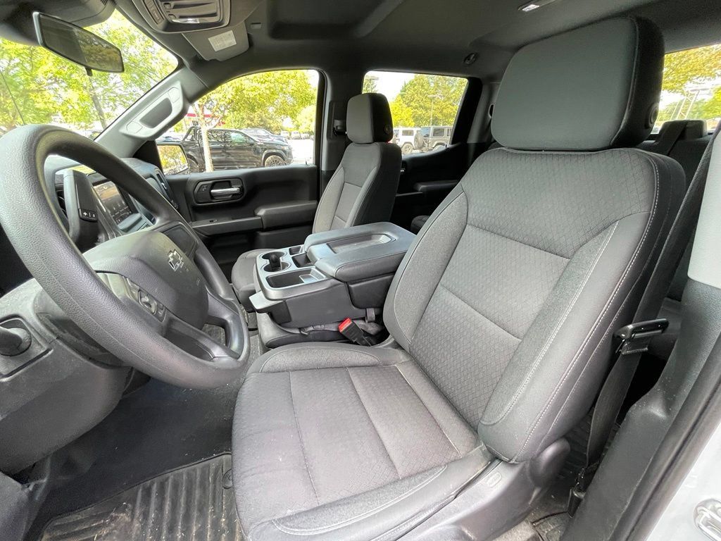 Used 2023 Chevrolet Silverado 1500 Custom Trail Boss AWD/4WD image 24