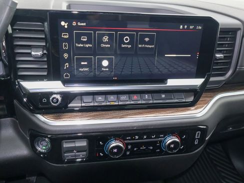 New 2026 GMC Sierra 1500 Elevation image 12