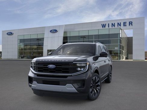 New 2025 Ford Expedition Platinum w/ Platinum Ultimate Package image 2