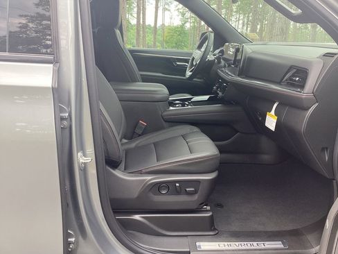 New 2026 Chevrolet Suburban RST w/ Comfort Package RWD image 20