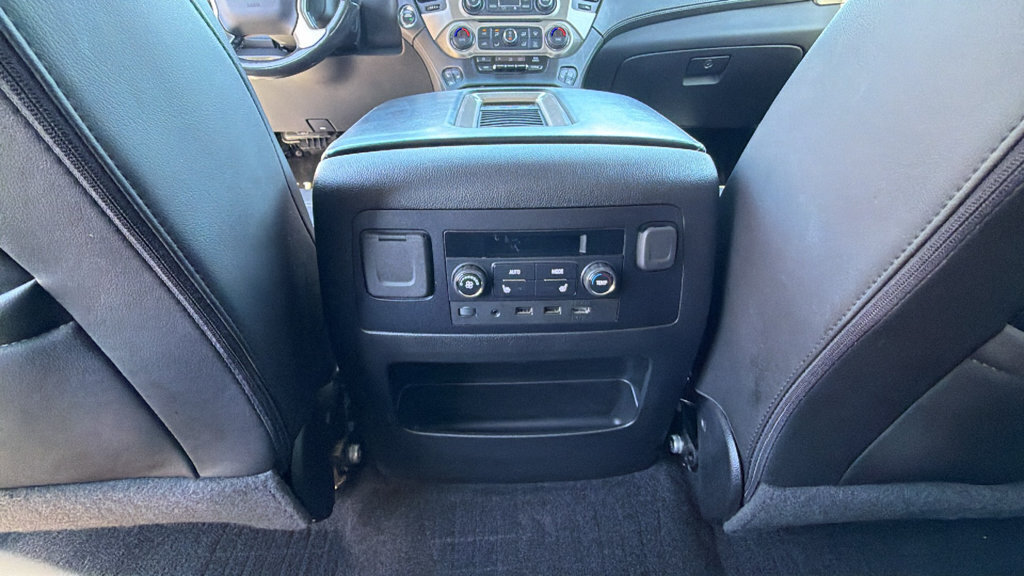 Used 2018 GMC Yukon Denali w/ Denali Ultimate Package AWD/4WD image 25