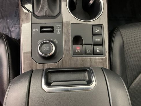 Used 2023 Toyota Highlander Limited AWD/4WD image 28