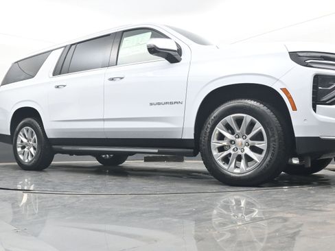 New 2026 Chevrolet Suburban Premier image 26