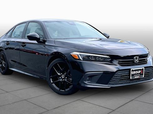 Used 2024 Honda Civic Sport image 3