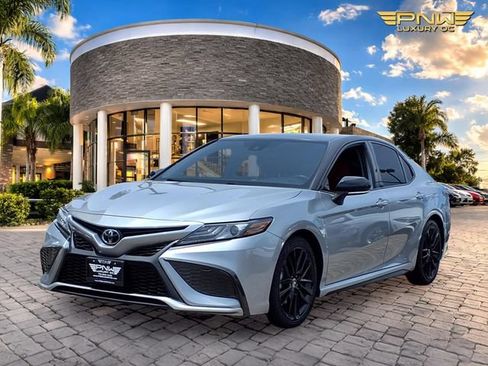 Used 2021 Toyota Camry XSE FWD image 1