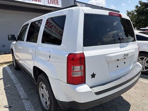 Used 2015 Jeep Patriot Sport w/ Power Value Group FWD image 4