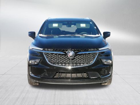 Used 2023 Buick Enclave Avenir w/ Avenir Technology Package image 2