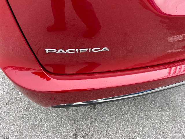New 2026 Chrysler Pacifica Select FWD image 47