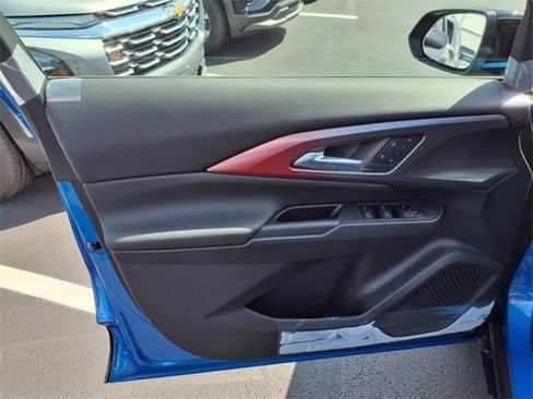 New 2025 Chevrolet Equinox EV RS image 12