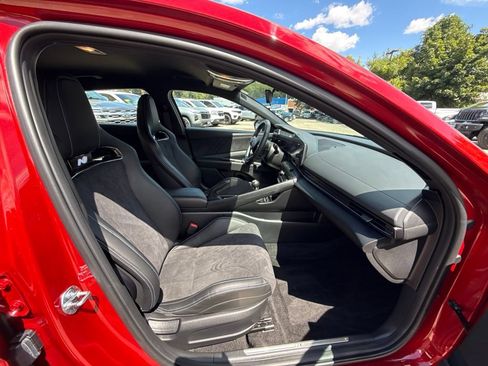 Certified 2025 Hyundai Elantra N FWD image 17