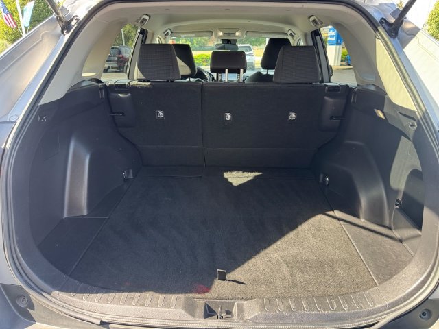 Used 2022 Toyota RAV4 LE AWD/4WD image 13