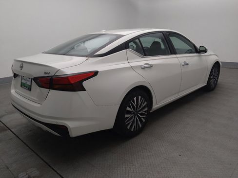Used 2023 Nissan Altima 2.5 SV image 10