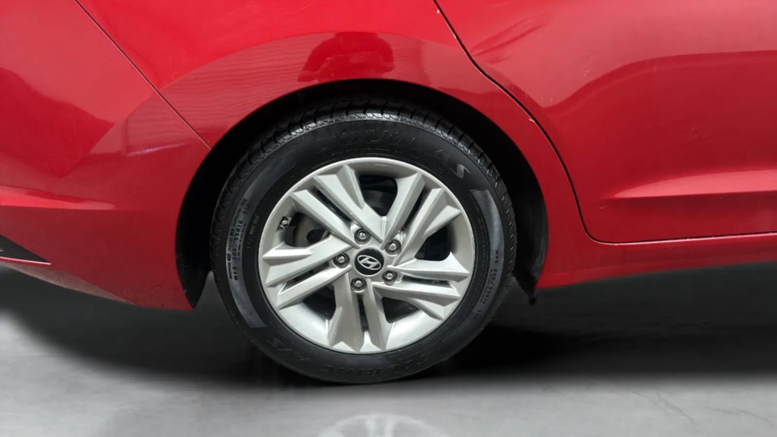 Used 2019 Hyundai Elantra SEL FWD image 26