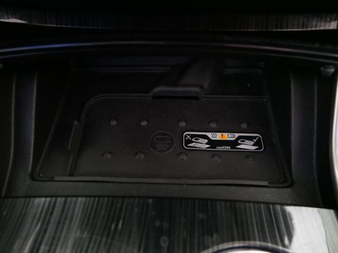 Used 2019 Chevrolet Impala Premier FWD image 32
