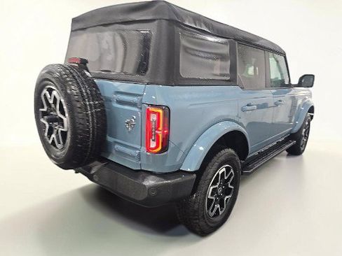 Used 2023 Ford Bronco Outer Banks AWD/4WD image 6