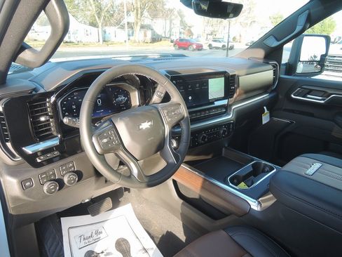 New 2026 Chevrolet Silverado 3500 High Country w/ High Country Premium Package image 8