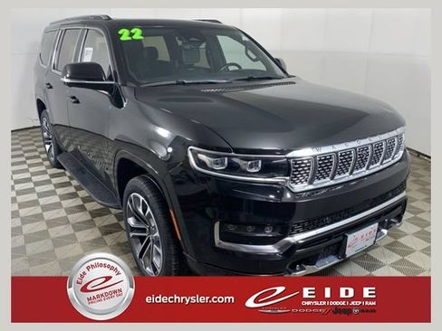 Used 2022 Jeep Grand Wagoneer Series III w/ Rear Seat Video Group 1 AWD/4WD image 1