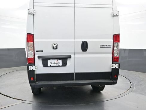Used 2024 RAM ProMaster 2500 w/ Convenience Group FWD image 46