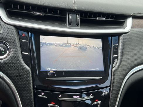 Used 2019 Cadillac XTS Luxury FWD image 19