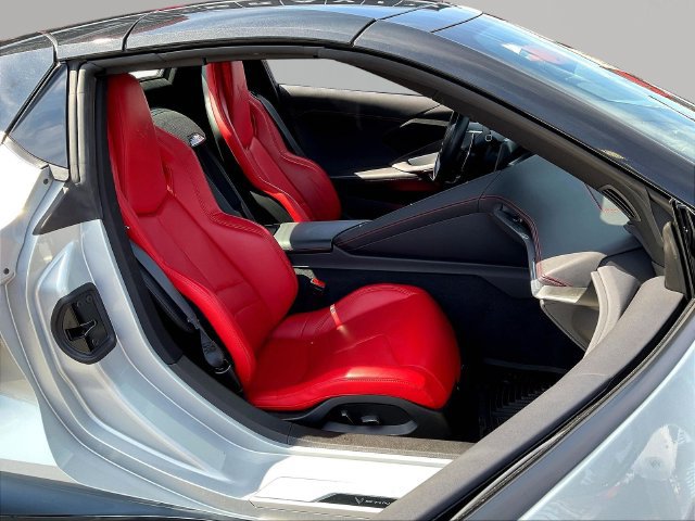 Used 2021 Chevrolet Corvette Stingray Convertible w/ Z51 Performance Package RWD image 26