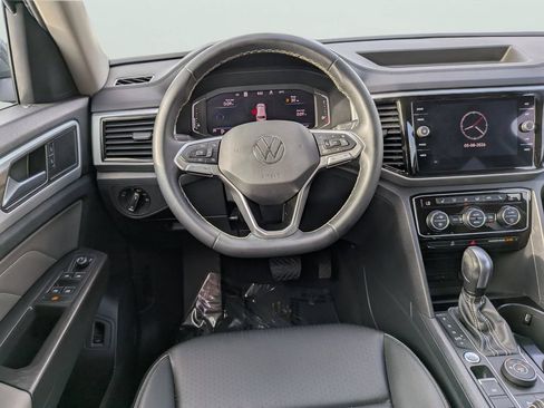 Used 2023 Volkswagen Atlas SEL AWD/4WD image 13