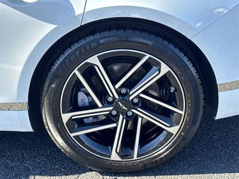 Used 2025 Genesis G80 2.5T Advanced image 19